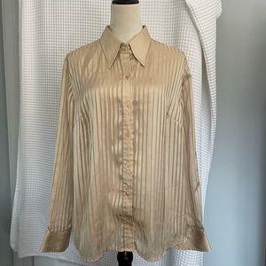 VENEZIA JEANS CLOTHING CO. gold blouse. Size 14/16.